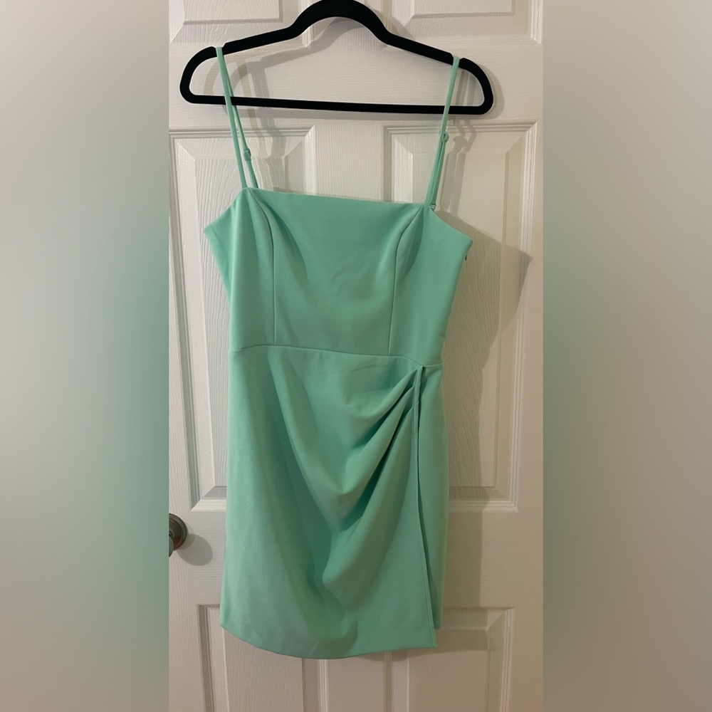 French Connection - Matcha Mint Whisper Straight Neck Mini Dress